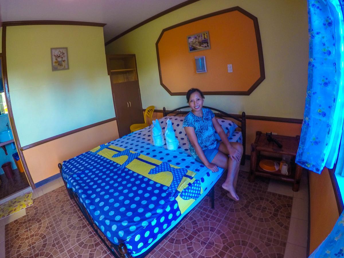 Mango House