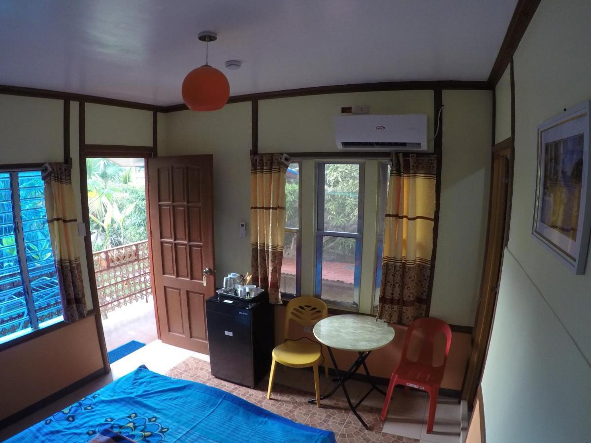 Mango House *